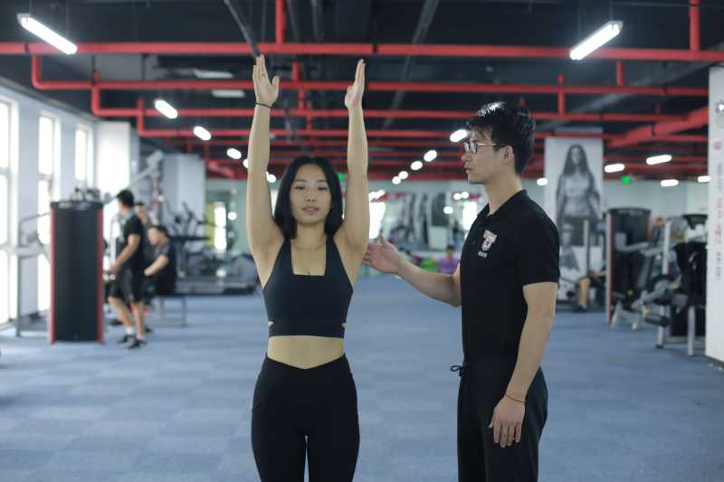 学健身教练需要多久？