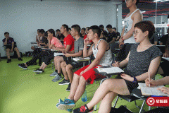北京健身培训学校的业前景好不好
