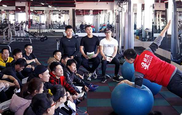 北京健身培训学校排名哪家好,业内导师现身说法